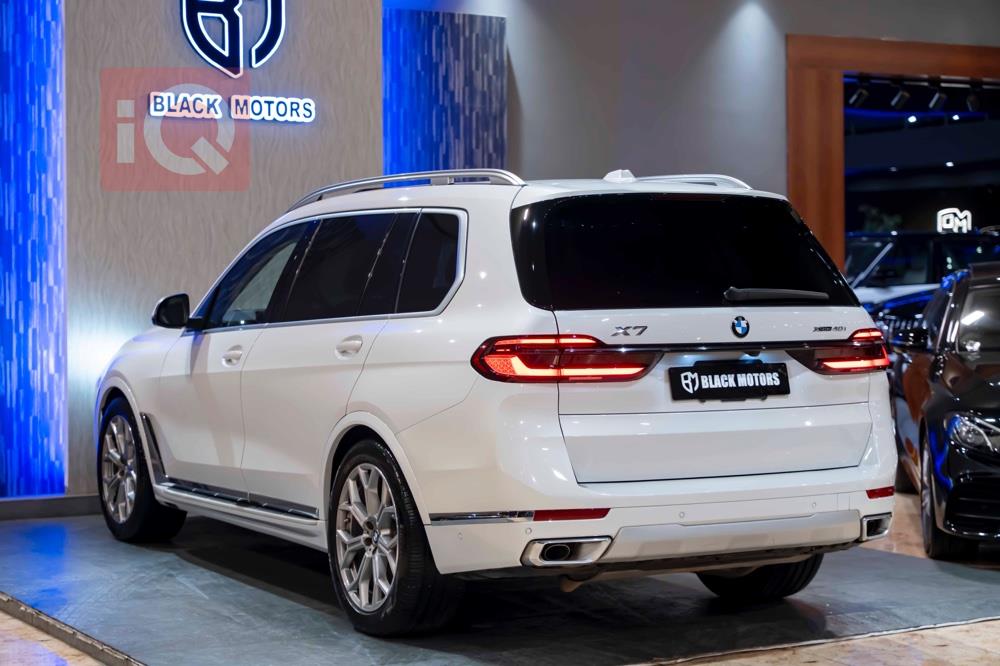 بي ام دبليو X7